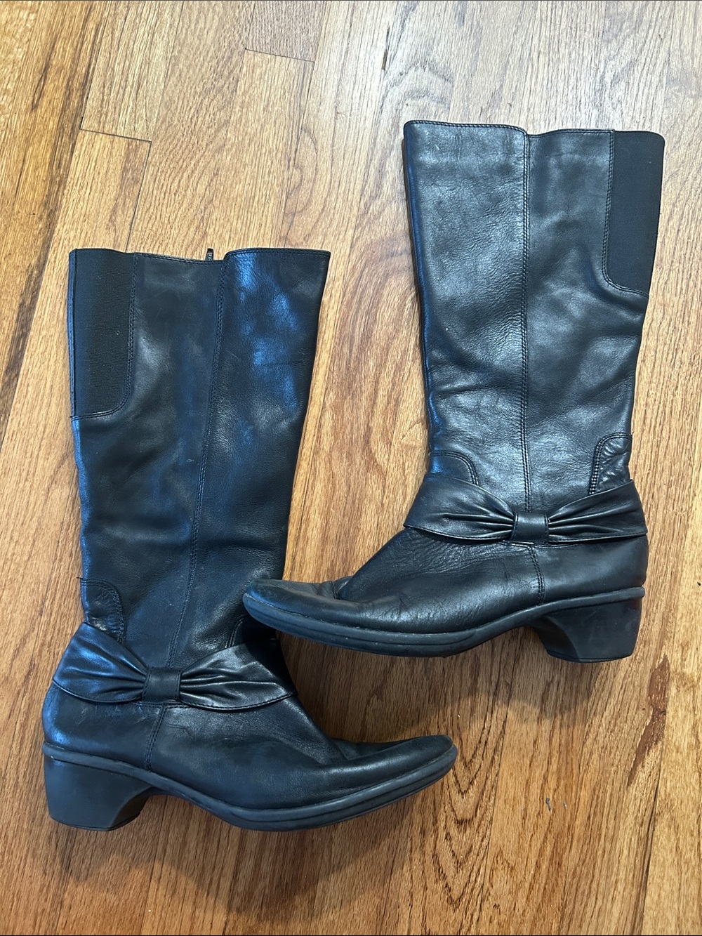 Clark’s Black Knee High Boots- Leather size 10